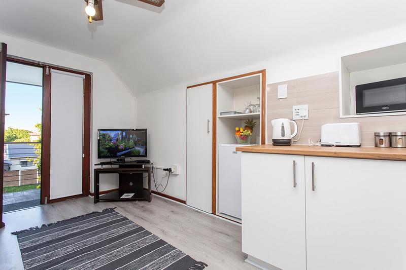 To Let 1 Bedroom Property for Rent in Eden Park Western Cape